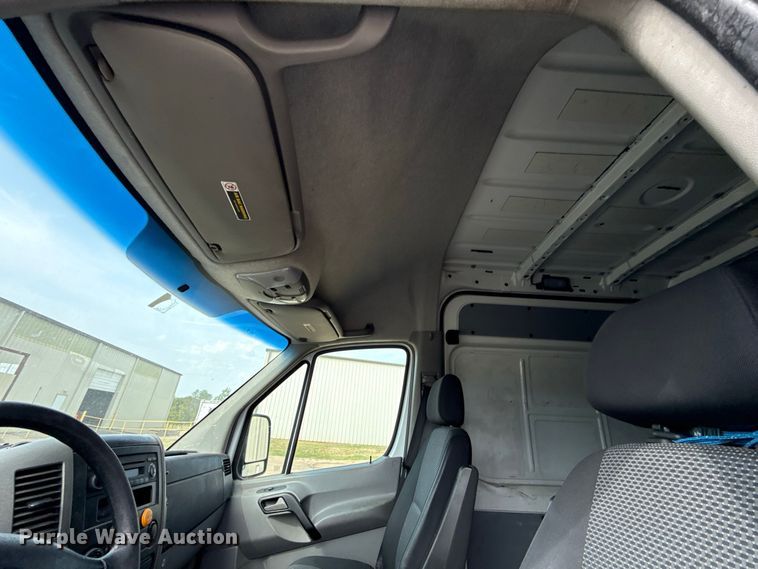 image for item FC4419 2011 Mercedes-Benz Sprinter van