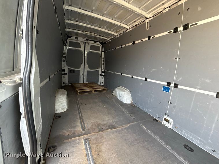 image for item FC4419 2011 Mercedes-Benz Sprinter van