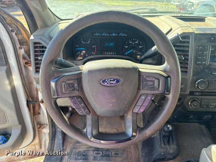 image for item FC4506 2017 Ford F350 Super Duty Crew Cab utility bed pickup truck