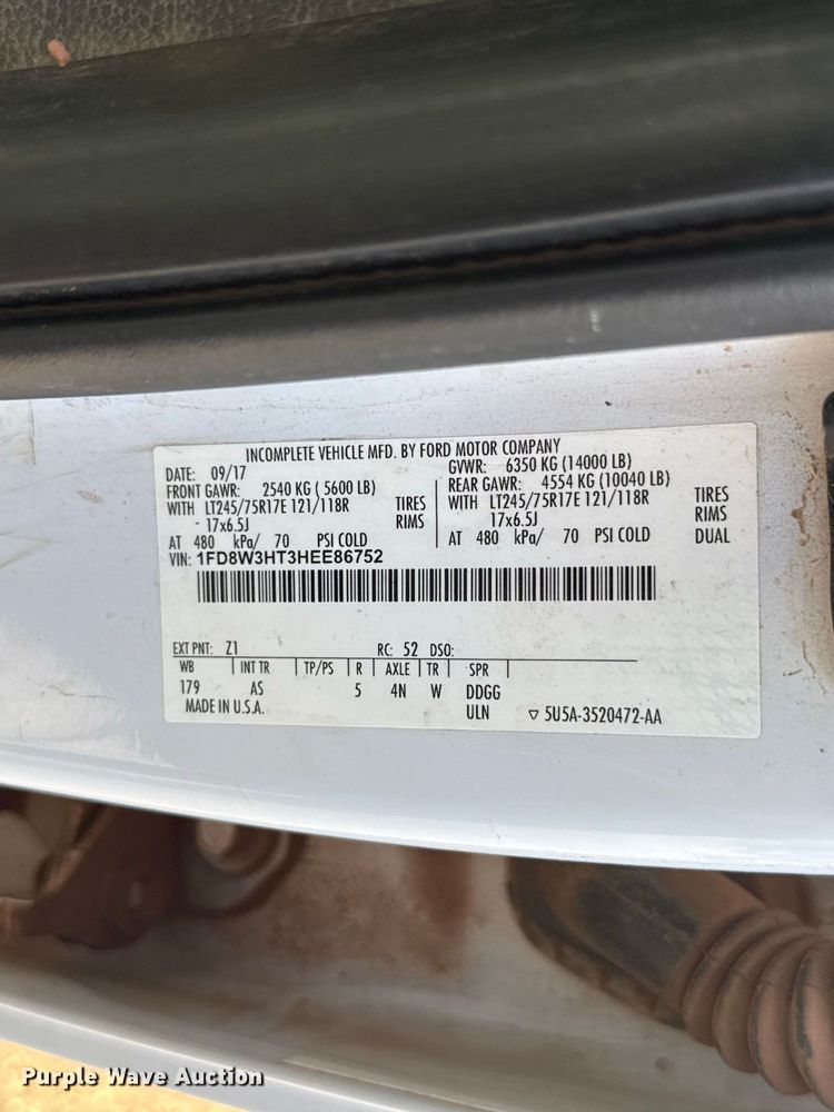 image for item FC4506 2017 Ford F350 Super Duty Crew Cab utility bed pickup truck