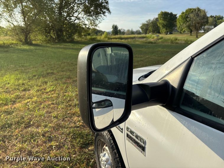 image for item FG0721 2007 Dodge Ram 2500 Ext. Cab pickup truck