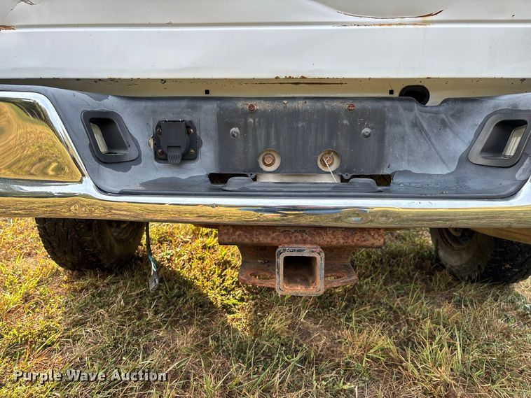 image for item FG0721 2007 Dodge Ram 2500 Ext. Cab pickup truck