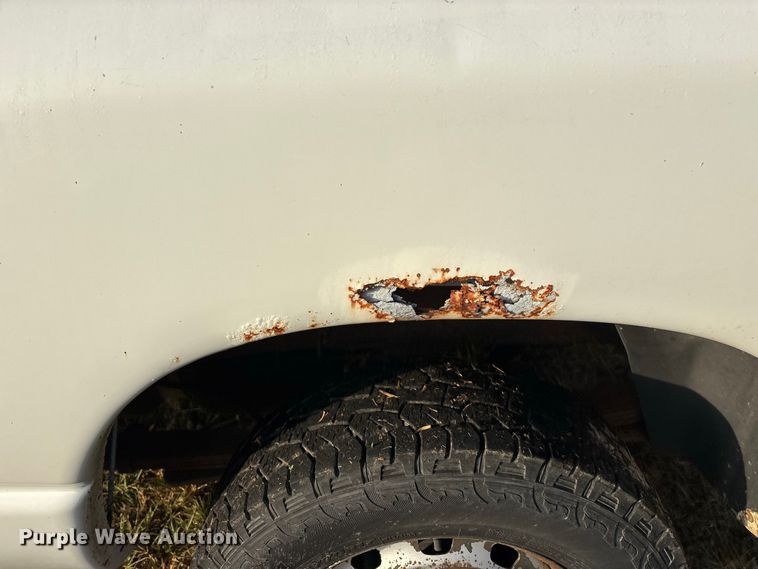 image for item FG0721 2007 Dodge Ram 2500 Ext. Cab pickup truck
