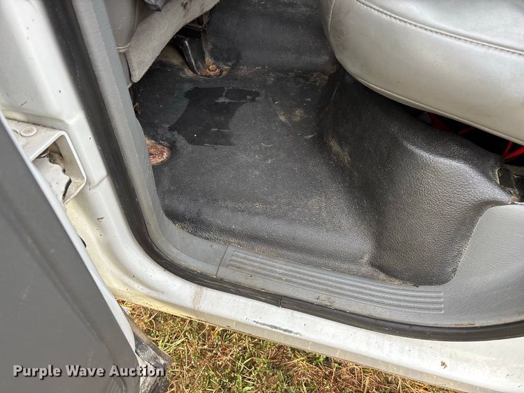 image for item FG0721 2007 Dodge Ram 2500 Ext. Cab pickup truck