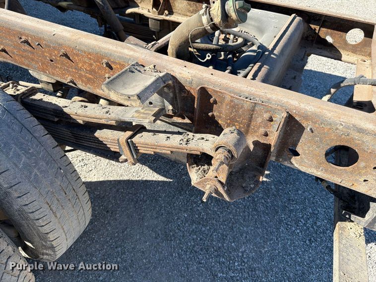 image for item FG0779 2007 Chevrolet 3500HD pickup truck cab and chassis