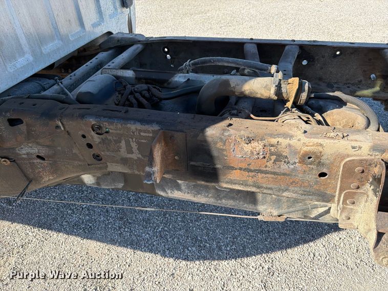 image for item FG0779 2007 Chevrolet 3500HD pickup truck cab and chassis