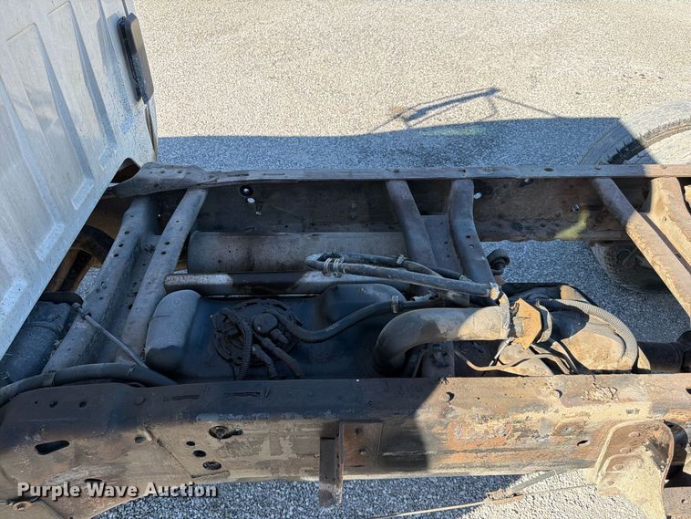 image for item FG0779 2007 Chevrolet 3500HD pickup truck cab and chassis