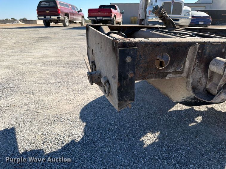image for item FG0779 2007 Chevrolet 3500HD pickup truck cab and chassis