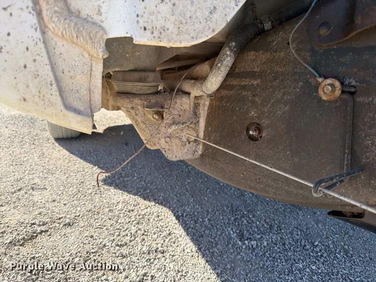 image for item FG0779 2007 Chevrolet 3500HD pickup truck cab and chassis