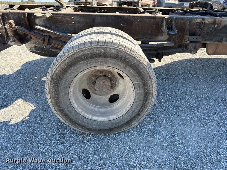 image for item FG0779 2007 Chevrolet 3500HD pickup truck cab and chassis