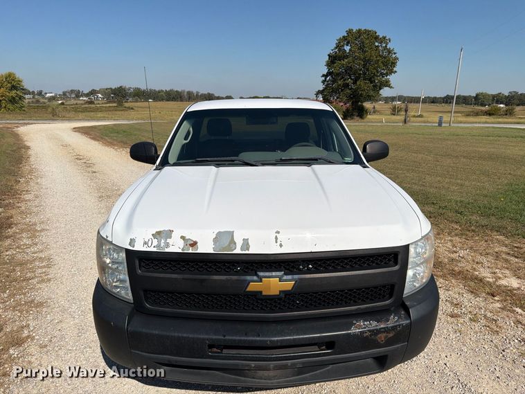 image for item FG0787 2012 Chevrolet Silverado 1500 pickup truck