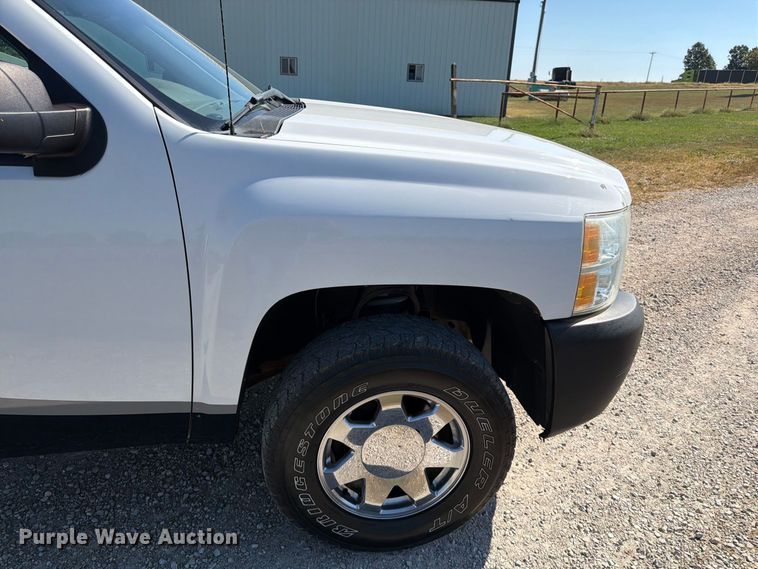 image for item FG0787 2012 Chevrolet Silverado 1500 pickup truck