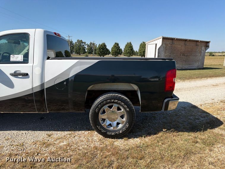image for item FG0787 2012 Chevrolet Silverado 1500 pickup truck