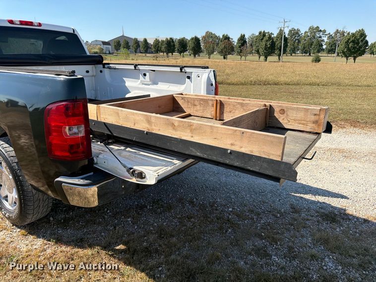image for item FG0787 2012 Chevrolet Silverado 1500 pickup truck