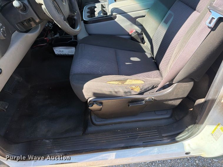 image for item FG0787 2012 Chevrolet Silverado 1500 pickup truck