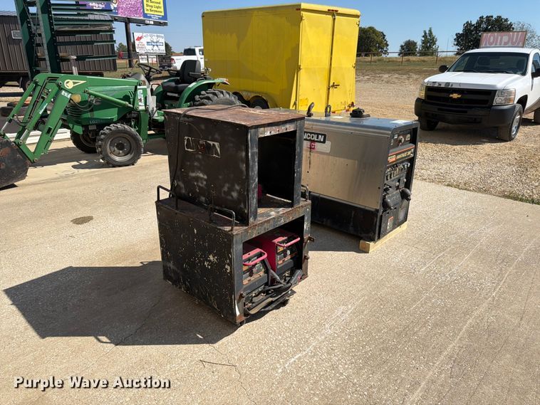 image for item FG0791 Lincoln Electric Vantage 300 welder/generator