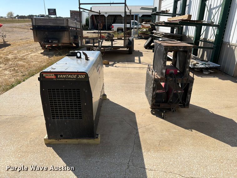 image for item FG0791 Lincoln Electric Vantage 300 welder/generator