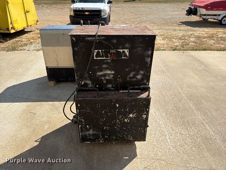 image for item FG0791 Lincoln Electric Vantage 300 welder/generator