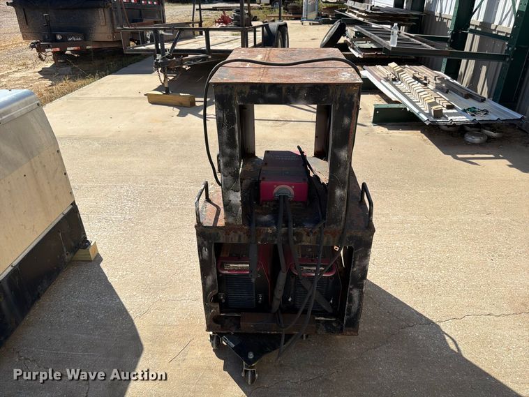 image for item FG0791 Lincoln Electric Vantage 300 welder/generator