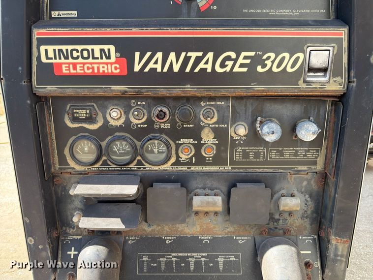 image for item FG0791 Lincoln Electric Vantage 300 welder/generator