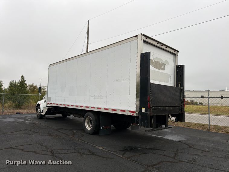 image for item FG0811 2015 Kenworth T370 box truck