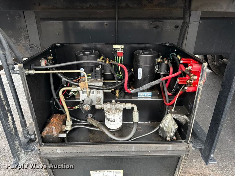 image for item FG0811 2015 Kenworth T370 box truck