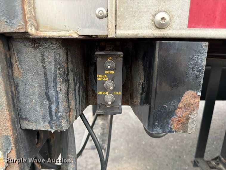 image for item FG0811 2015 Kenworth T370 box truck