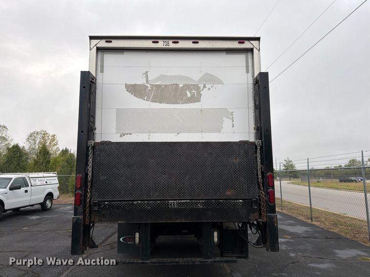 image for item FG0811 2015 Kenworth T370 box truck