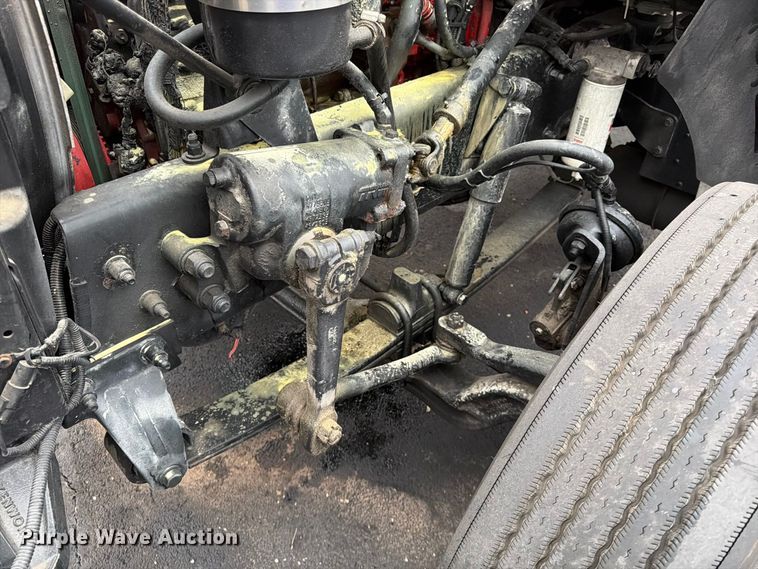 image for item FG0811 2015 Kenworth T370 box truck