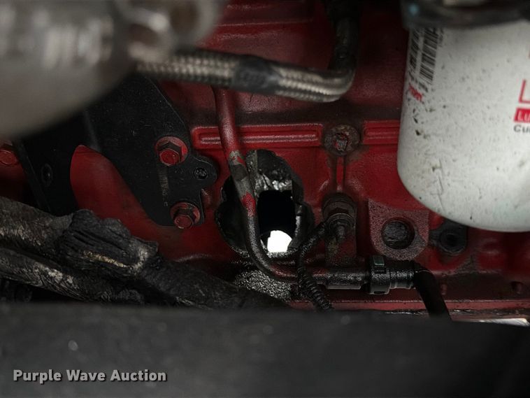 image for item FG0811 2015 Kenworth T370 box truck