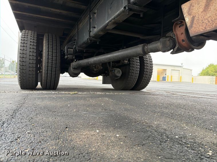 image for item FG0811 2015 Kenworth T370 box truck