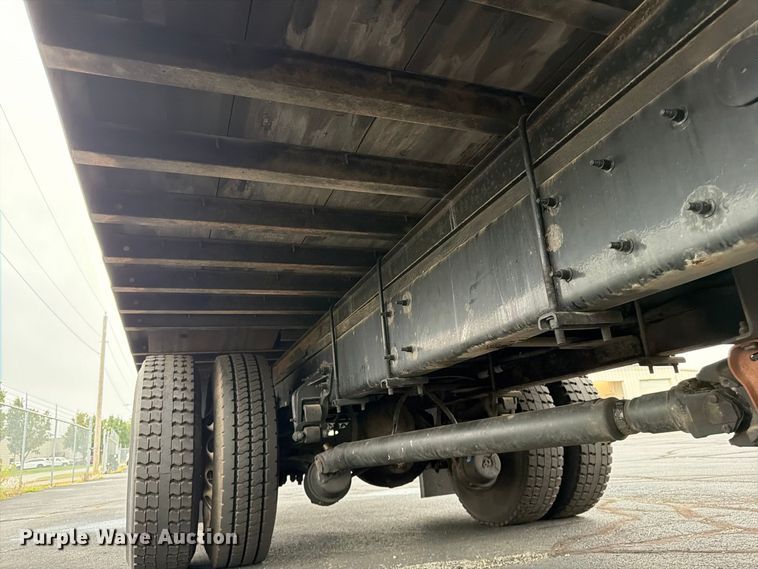 image for item FG0811 2015 Kenworth T370 box truck