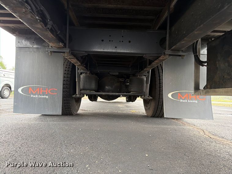 image for item FG0811 2015 Kenworth T370 box truck