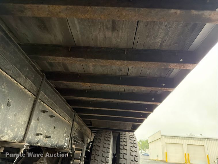 image for item FG0811 2015 Kenworth T370 box truck