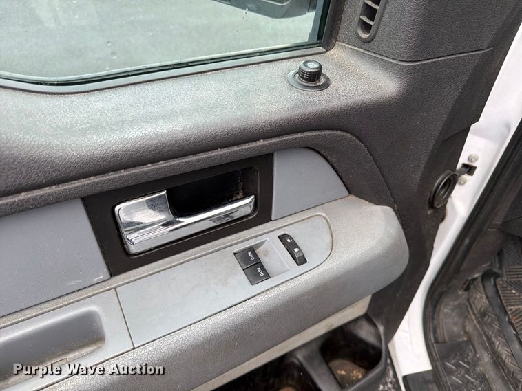 image for item FG0812 2014 Ford F150 XL pickup truck