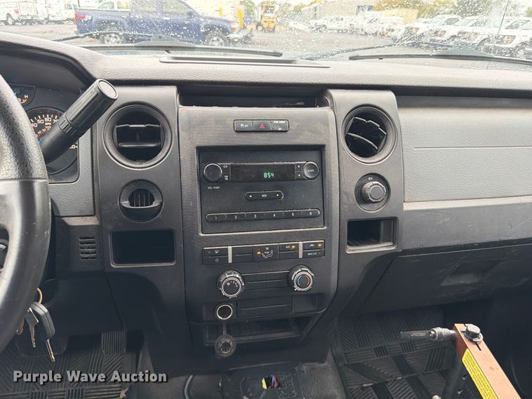image for item FG0812 2014 Ford F150 XL pickup truck