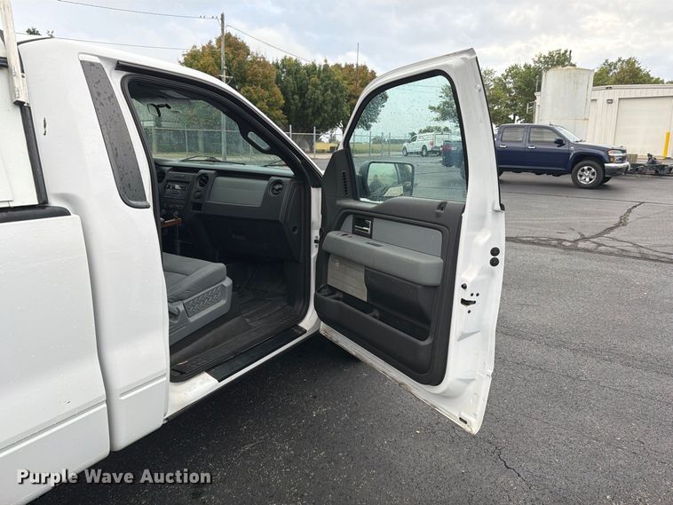 image for item FG0812 2014 Ford F150 XL pickup truck