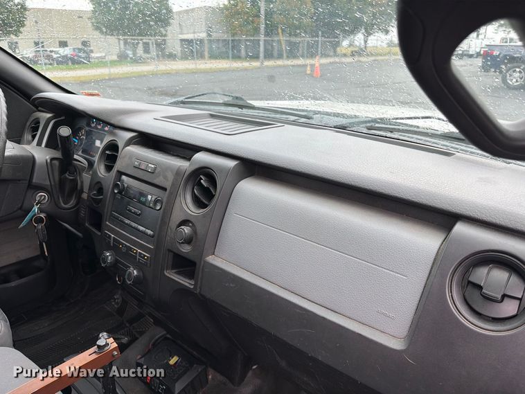 image for item FG0812 2014 Ford F150 XL pickup truck