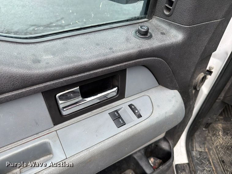 image for item FG0813 2014 Ford F150 XL pickup truck