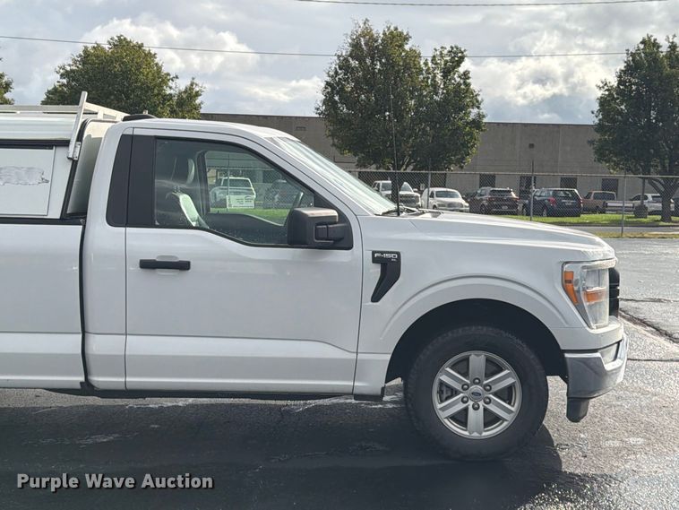 image for item FG0814 2022 Ford F150 XL pickup truck
