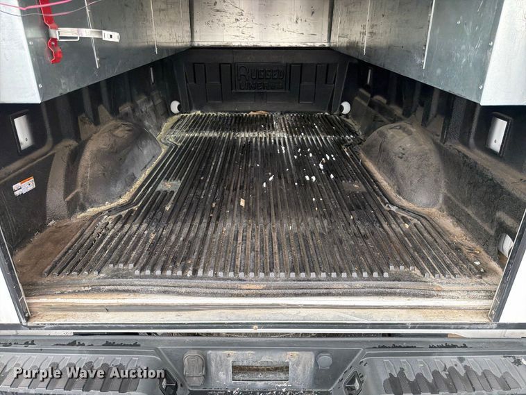 image for item FG0814 2022 Ford F150 XL pickup truck