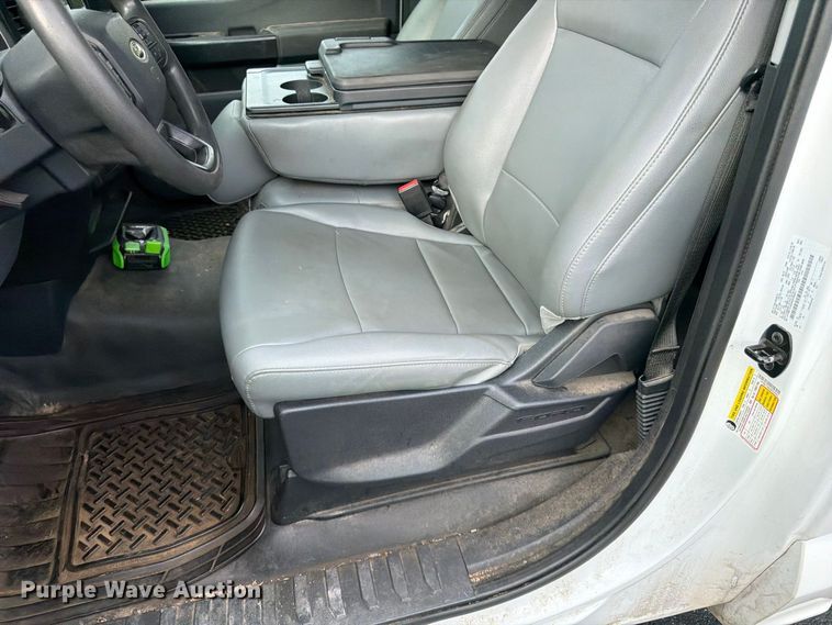 image for item FG0814 2022 Ford F150 XL pickup truck