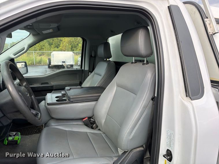 image for item FG0814 2022 Ford F150 XL pickup truck