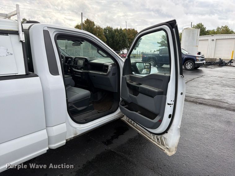 image for item FG0814 2022 Ford F150 XL pickup truck
