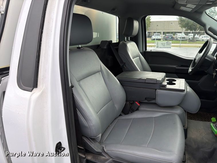 image for item FG0814 2022 Ford F150 XL pickup truck