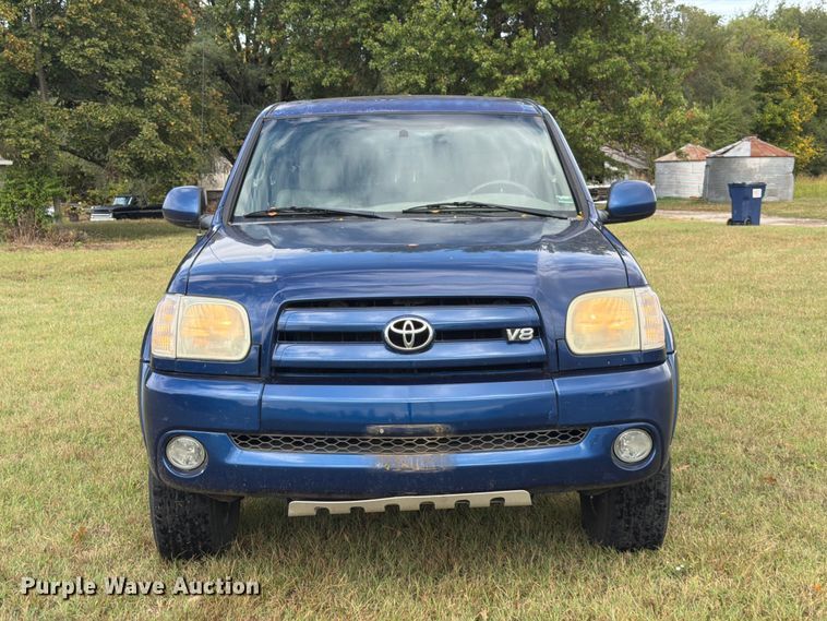 image for item FG0815 2006 Toyota Tundra Ext. Cab pickup truck