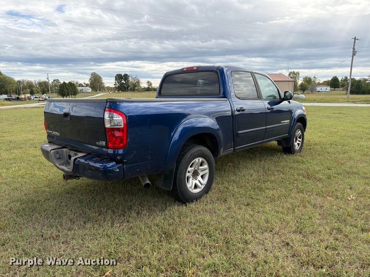 image for item FG0815 2006 Toyota Tundra Ext. Cab pickup truck