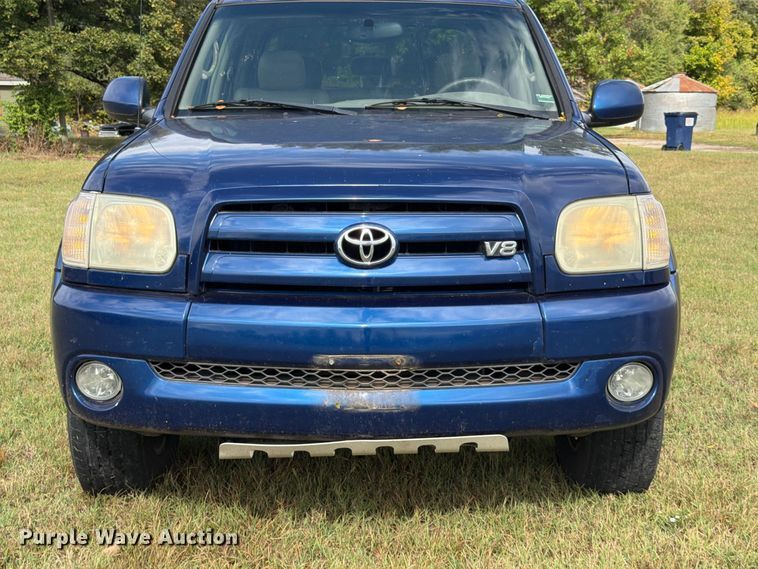 image for item FG0815 2006 Toyota Tundra Ext. Cab pickup truck
