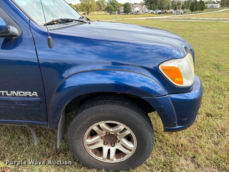 image for item FG0815 2006 Toyota Tundra Ext. Cab pickup truck