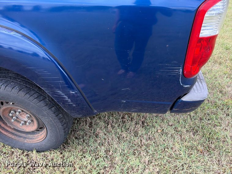 image for item FG0815 2006 Toyota Tundra Ext. Cab pickup truck